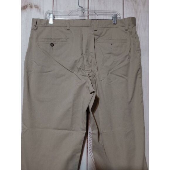 Dockers Pants Men's 38 30 Tan Khakis Classic - Picture 4 of 7